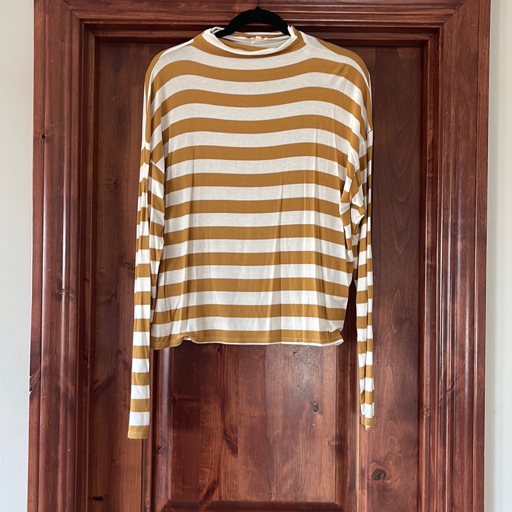 BKE mustard stripe top